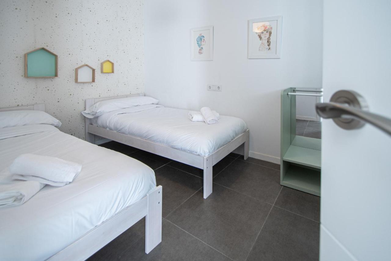 Apartamento Los Claveles - La Caleta Apartment Кадис Екстериор снимка